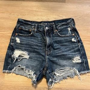 Dark Wash American Eagle Distressed Jean Shorts US Size 4